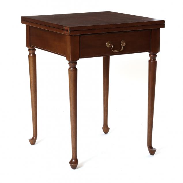 BENCH MADE QUEEN ANNE STYLE