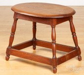 BENCH MADE WALNUT SPLAY LEG ST