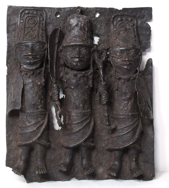 BENIN AFRICAN BRONZE PLAQUE: 3