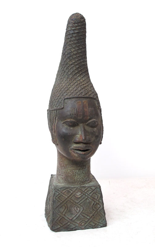 BENIN AFRICAN BRONZE QUEEN MOTHER