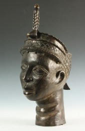 BENIN BRONZE BUST - Benin Bron