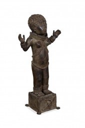 BENIN STYLE STANDING METAL FEM