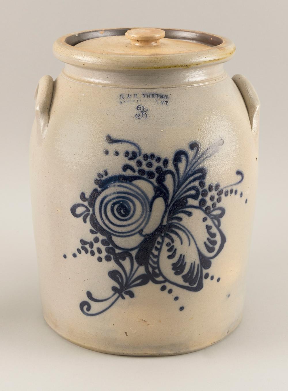 BENNINGTON, VERMONT TWO-HANDLED