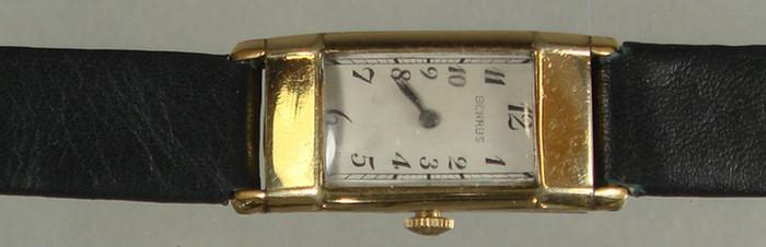 Benrus man's wrist watch,  17j, 10K