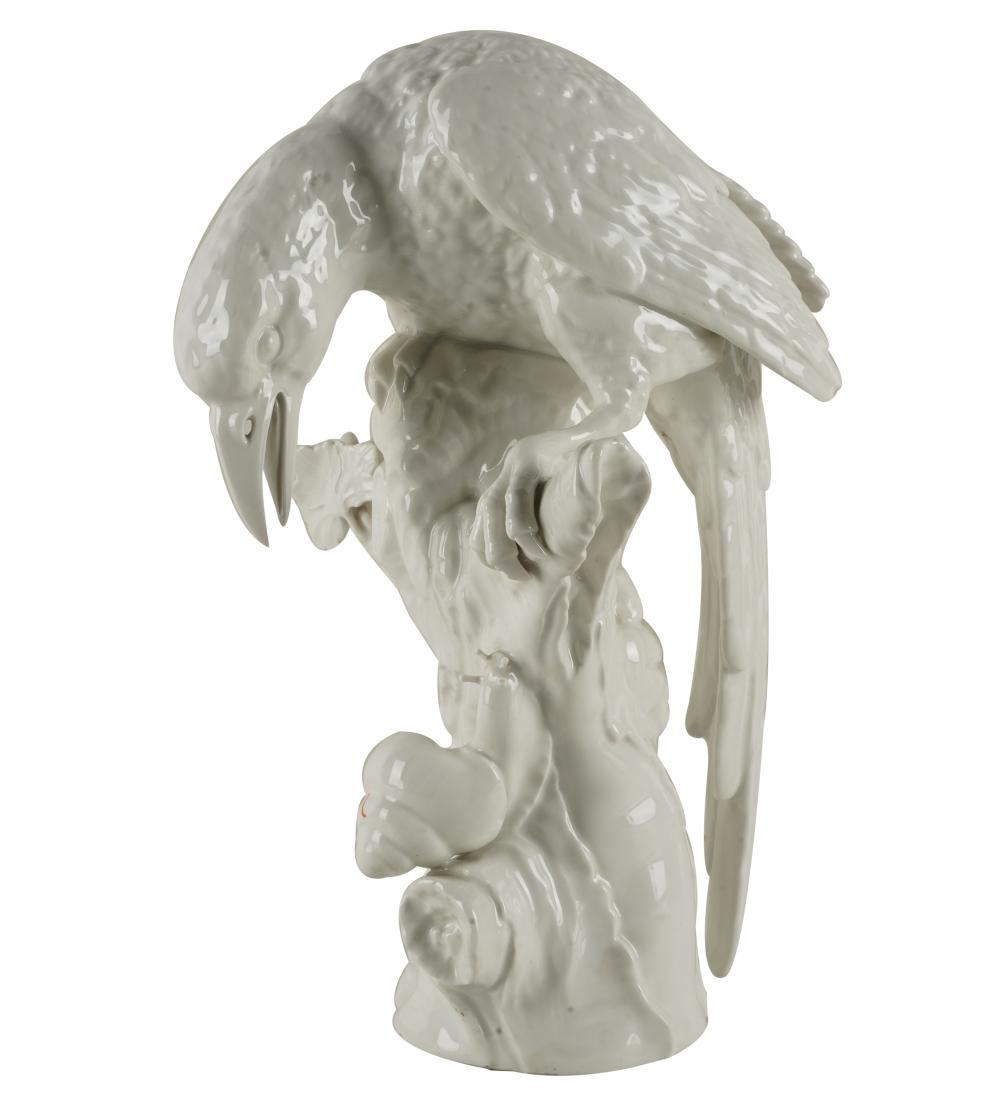 BERLIN PORCELAIN BIRD