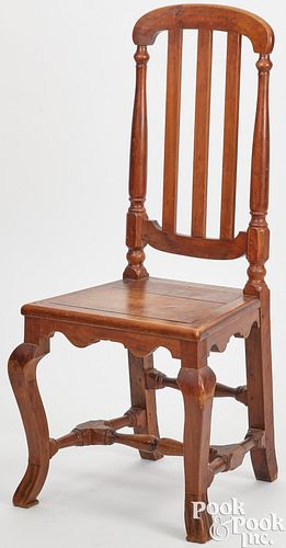 BERMUDA CEDAR CHAIRBermuda Queen
