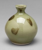 Bernard Leach porcelain vase (
