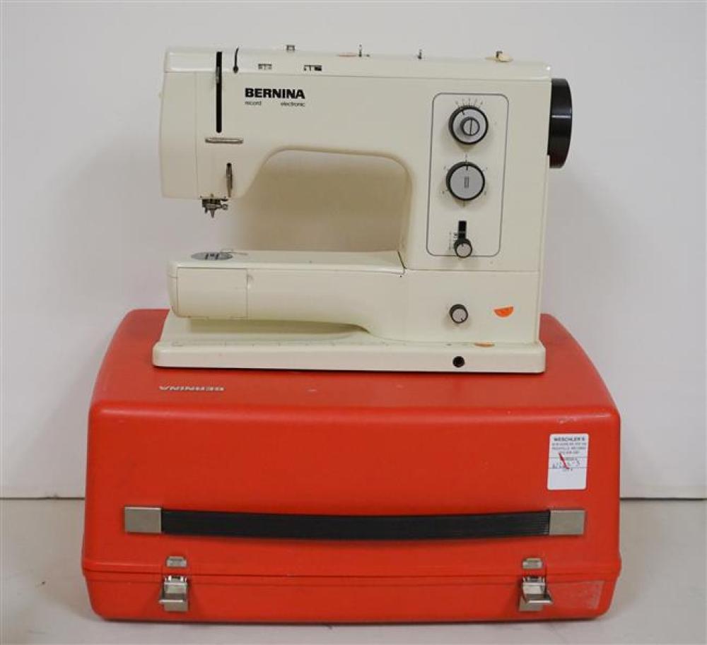 BERNINA RECORD 830 SEWING MACHINE