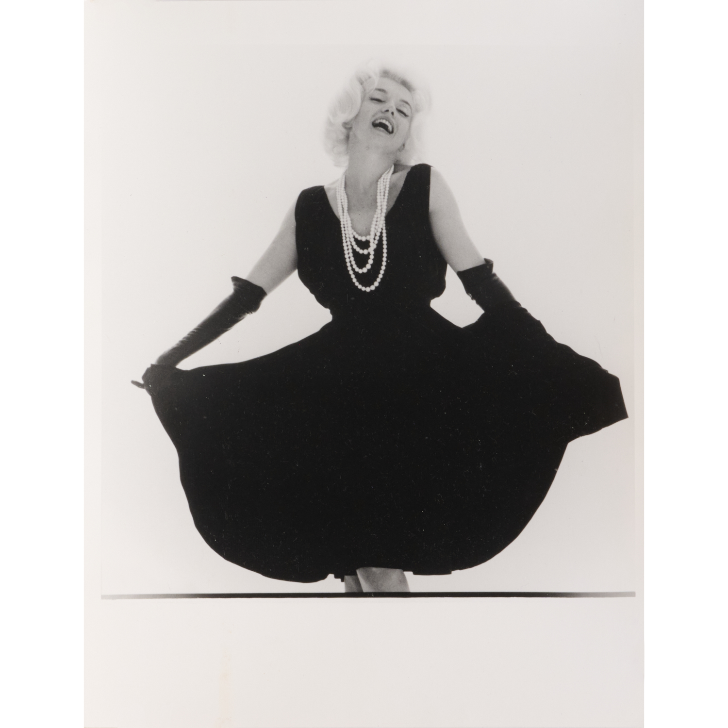 BERT STERN, MARILYN MONROE