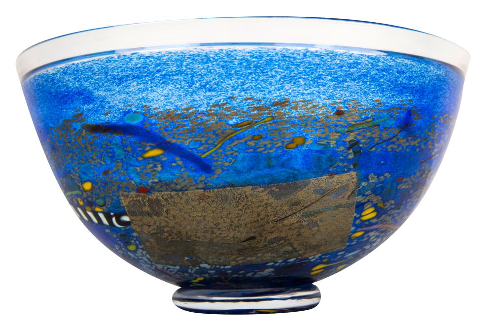 BERTIL VALLIEN KOSTA BODA ART GLASS
