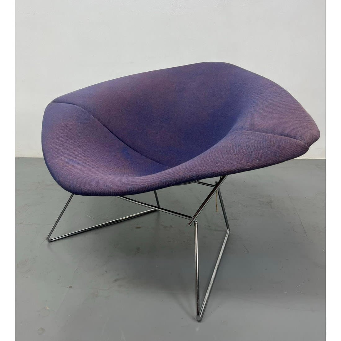 Bertoia wide diamond lounge