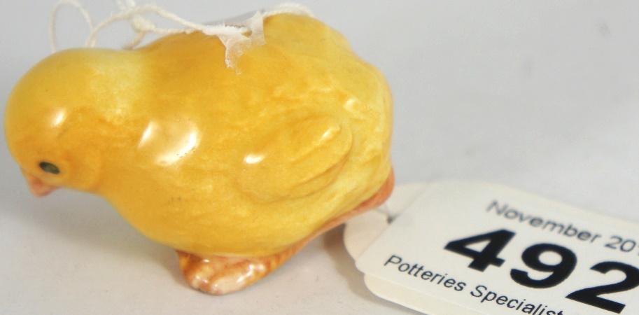 Beswick Chick Pecking 2201