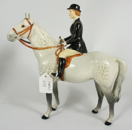 Beswick Huntswoman 1730 Grey Gloss