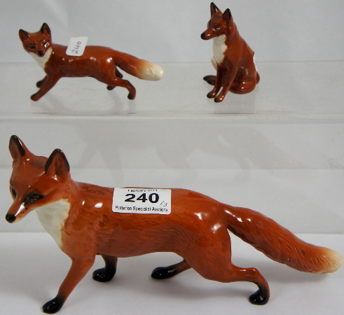 Beswick large Fox 1016 small Fox