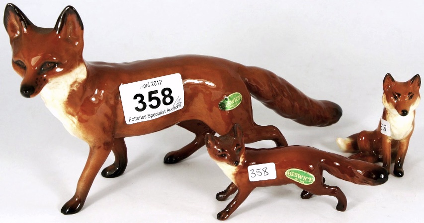 Beswick large walking fox 1016