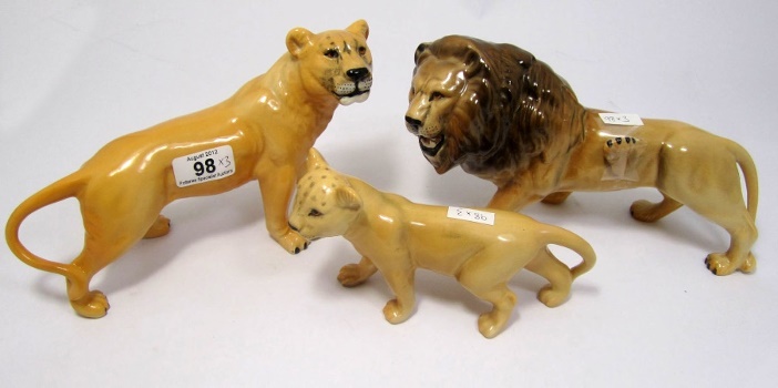 Beswick Lion Family comprising Lion