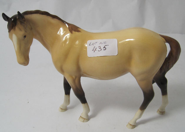 Beswick Mare Facing Left 976 in Dun