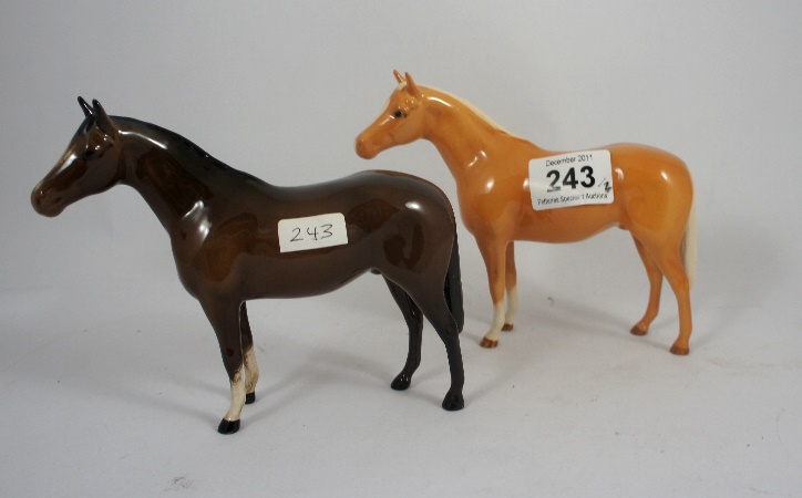 Beswick Small Thoroughbred Palomino