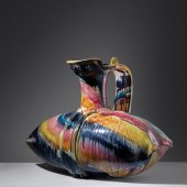 Betty Woodman
(1930-2018)
Pill