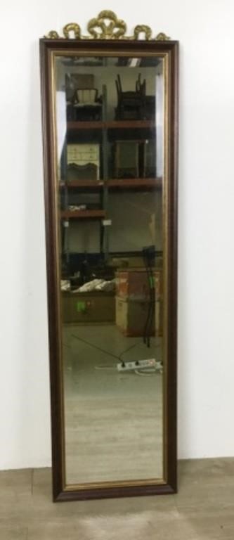 BEVELED GLASS MIRROR WITH GILT