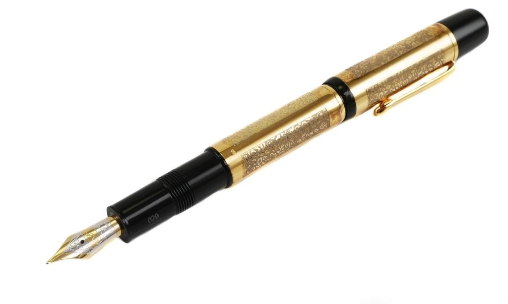 BEXLEY OWNER CLUB STERLING 18K