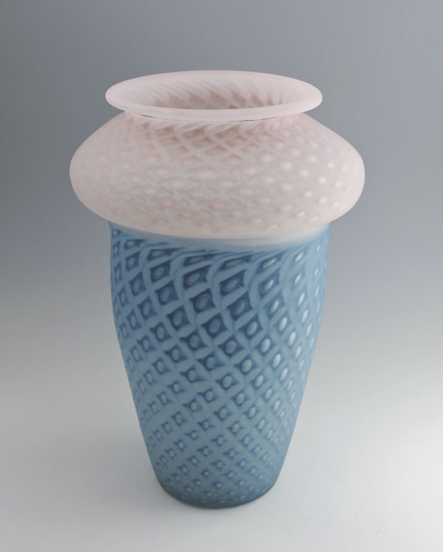 BI-COLORED ITALIAN GLASS VASE: