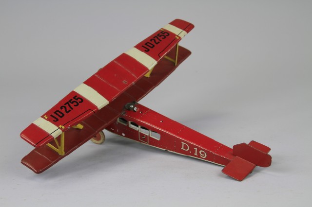 BI-WING AIRPLANE Distler