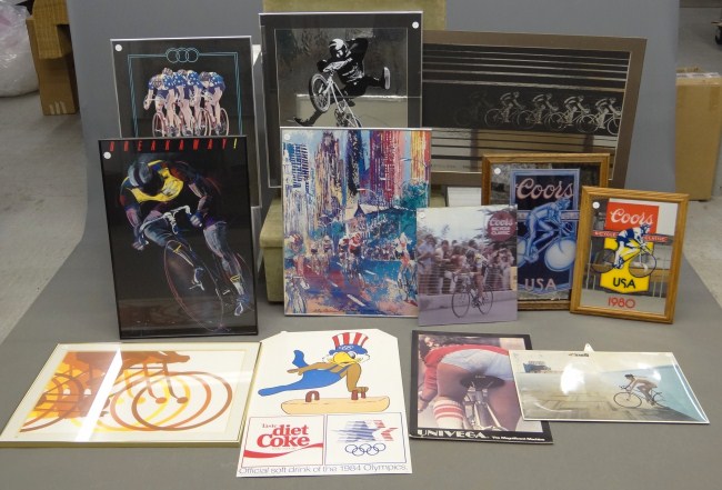 Bicycle racing art including