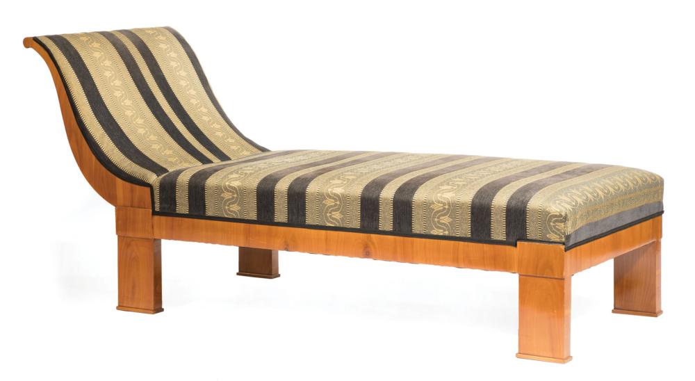 BIEDERMEIER FRUITWOOD CHAISE