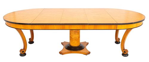 BIEDERMEIER MANNER EXTENDING DINING