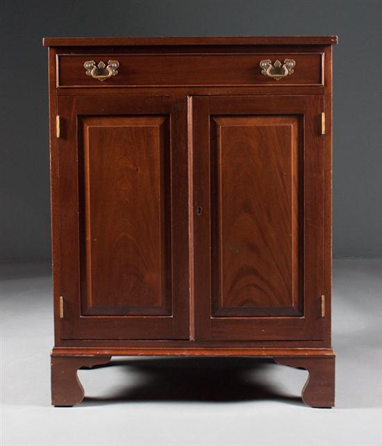 Biggs Federal style mahogany side