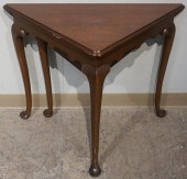 BIGGS QUEEN ANNE STYLE MAHOGAN