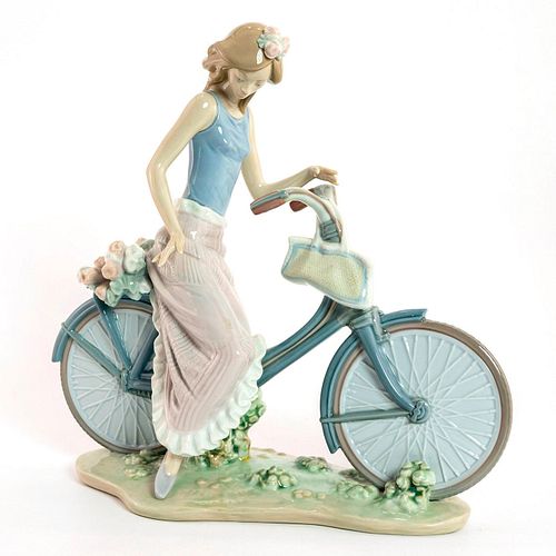 BIKING IN THE COUNTRY 1005272 -