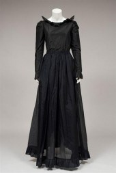 Bill Blass long black ruffled
