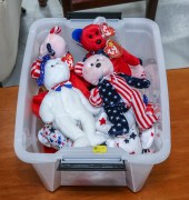 BIN OF 19 FOURTH OF JULY BEANI