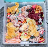 BIN OF 33 CHINESE ZODIAC BEANI