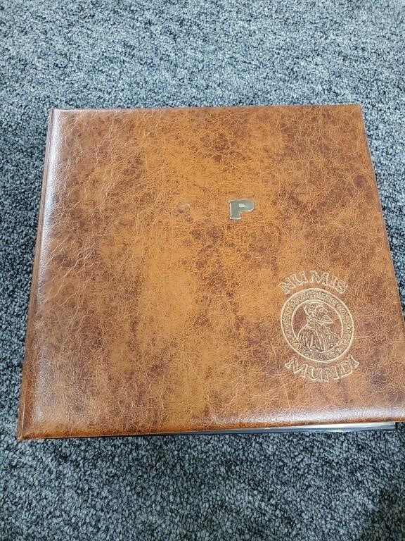BINDER OF WORLDLY COINSBinder