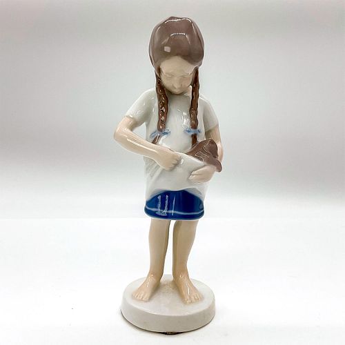BING AND GRONDAHL FIGURINE,