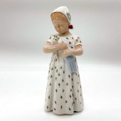 BING AND GRONDAHL FIGURINE, MA