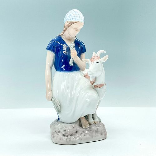 BING AND GRONDAHL PORCELAIN