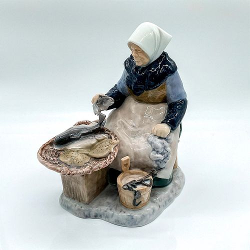 BING AND GRONDAHL PORCELAIN
