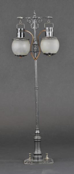 BING DOUBLE GLOBE STREET LAMP