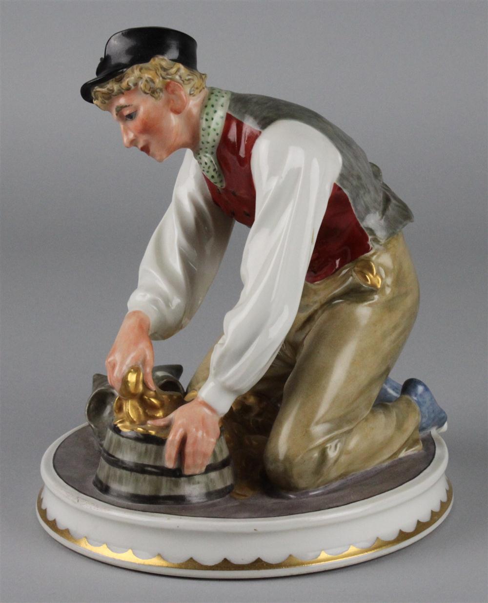 BING & GRONDAHL PORCELAIN FIGURE