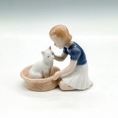 BING & GRONDAHL PORCELAIN FIGU