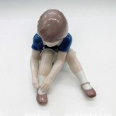 BING & GRONDAHL PORCELAIN FIGU