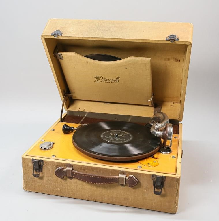 BIRCH MODEL NO. 700 PHONOGRAPHBirch