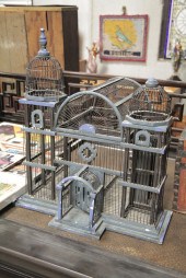 BIRDHOUSE. Elaborate blue pain