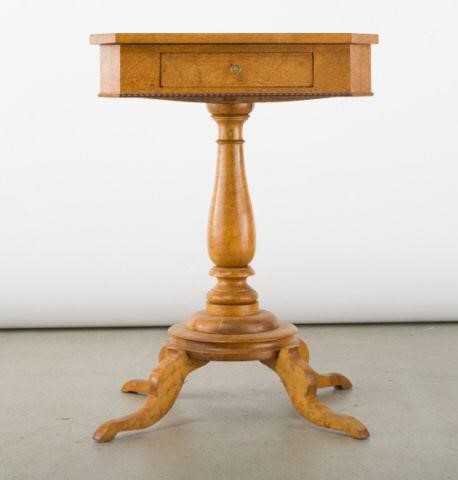 BIRDSEYE MAPLE PARLOR TABLE,