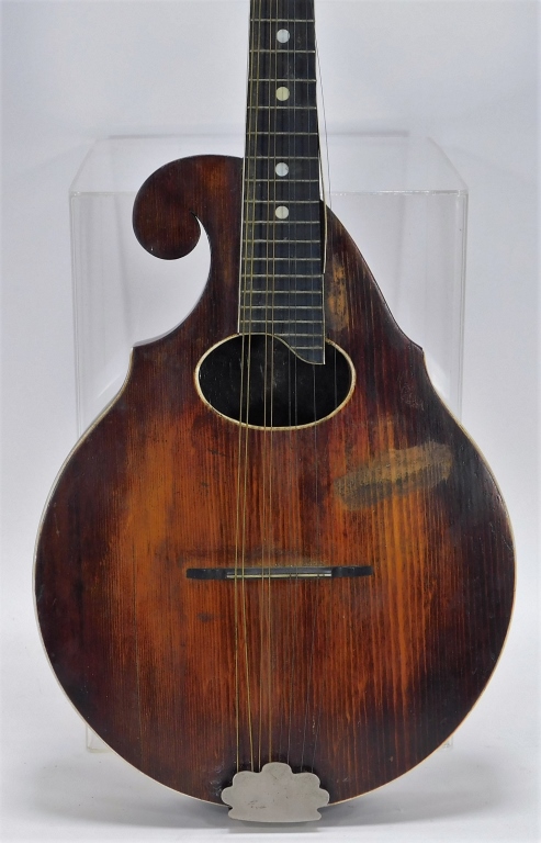 B&J VICTORIA 8 STRING MANDOLIN