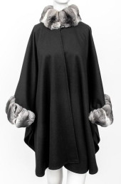BLACK CASHMERE CAPE WITH CHINC